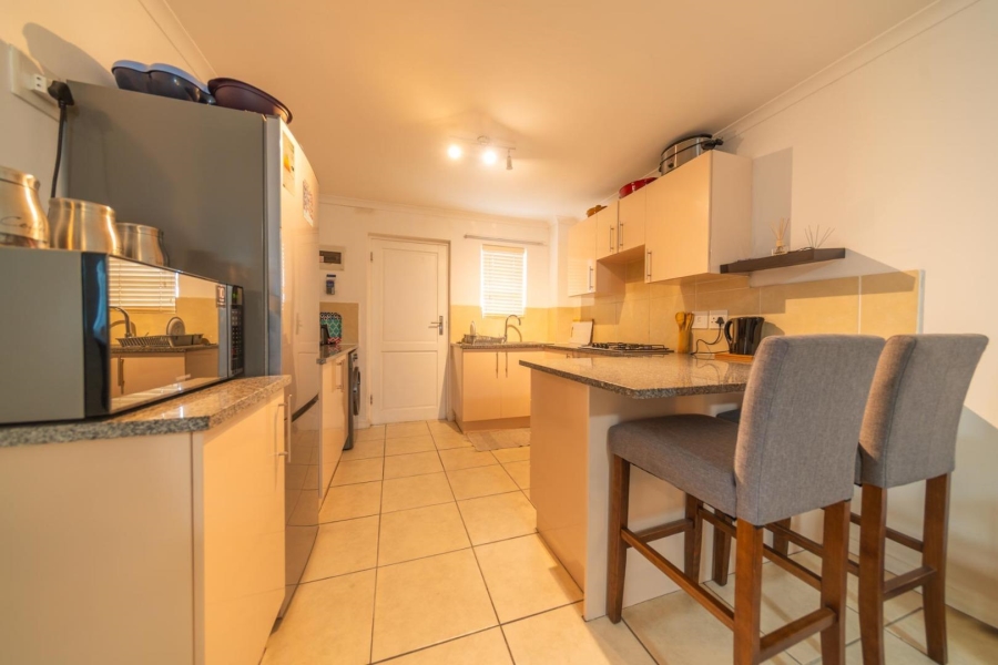 To Let 2 Bedroom Property for Rent in Nuutgevonden Western Cape